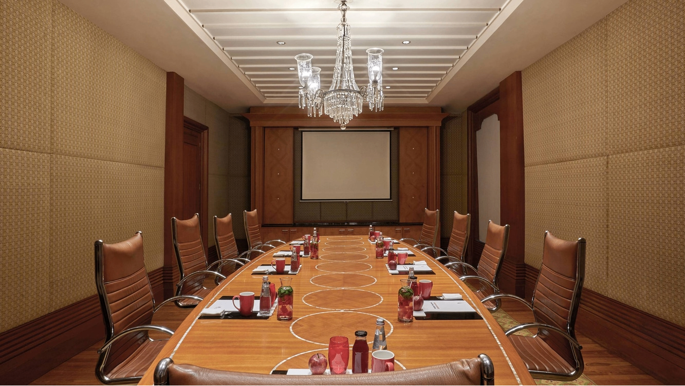 Platinum Boardroom