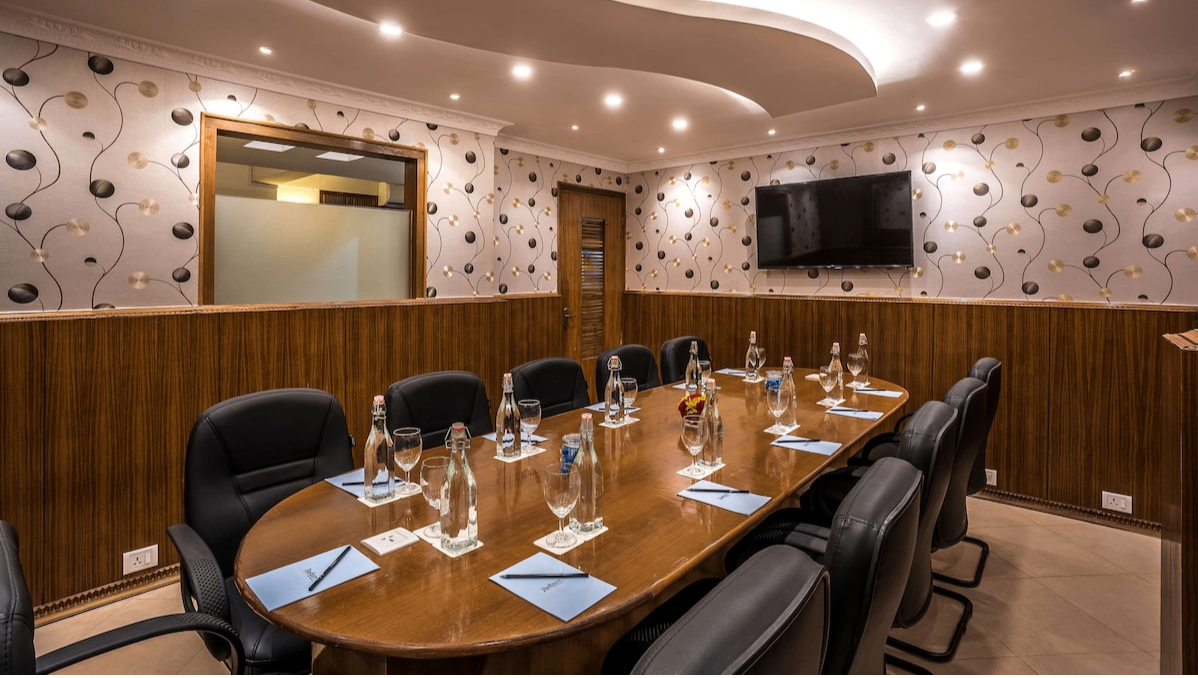 Conch Boardroom