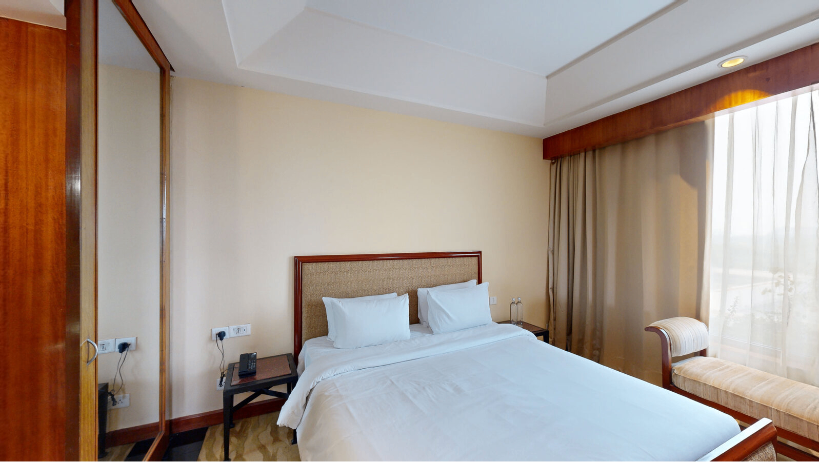 Deluxe Suite With Balcony