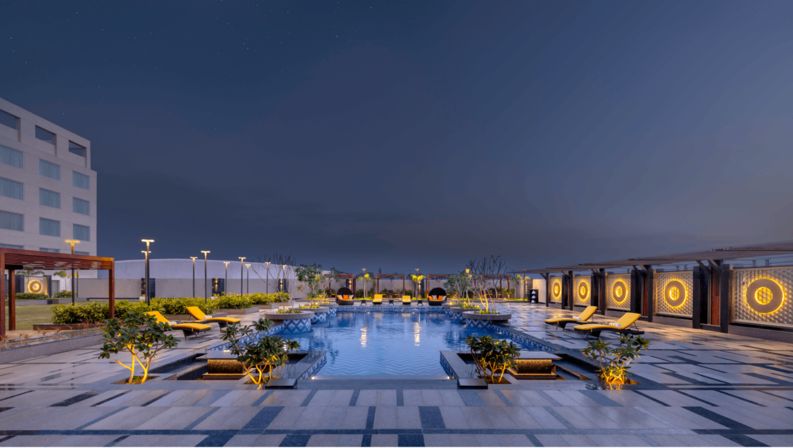 Entire Poolside